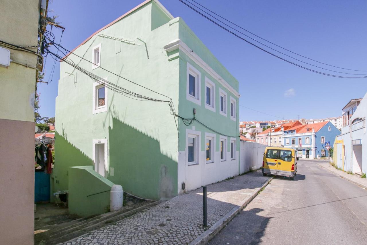 Cruzeiro Charm Apartments Lisbon Bagian luar foto
